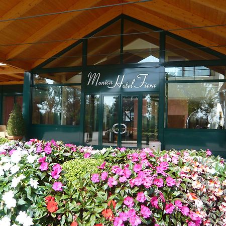 Monica Hotel Fiera Pregnana Milanese Exterior foto